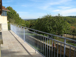 Le Balcon